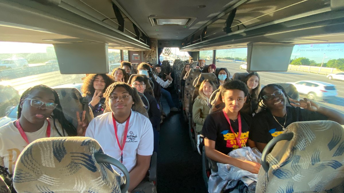 APMaysMedia's tweet photo. Construction Day 1. Out learning in the field. @apmcota #BeEpic #RamPride https://t.co/PzP9YYSAjK