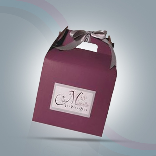 VerdPackaging's tweet image. Gable boxes are crafted from Kraft paper, a recycled material made from various natural resources. Verdance Packaging offers kraft gable boxes at affordable prices to increase brand Popularity. #customgableboxes #customprintedgableboxes #gablepackagingboxes #custompackaging