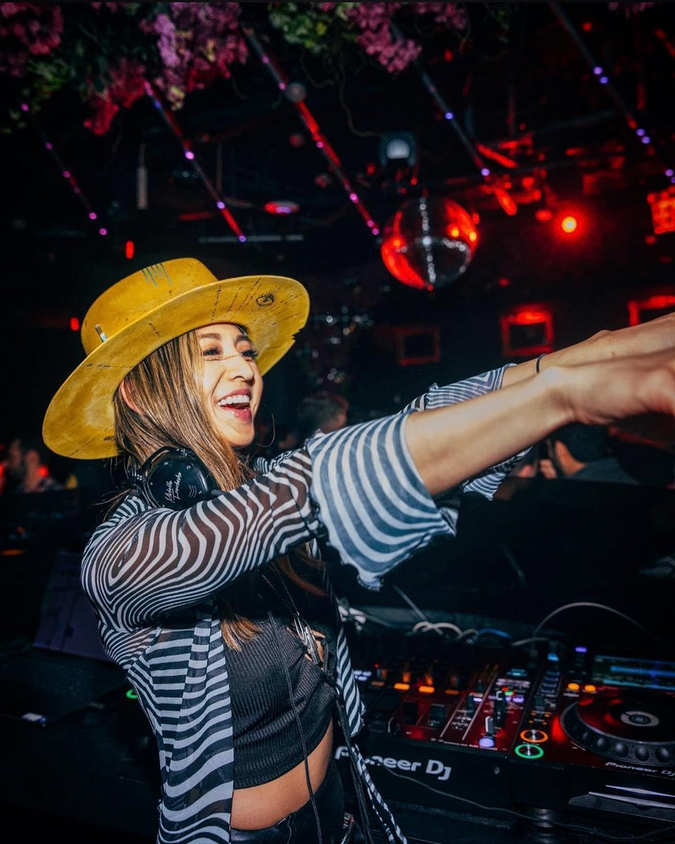 Located at 50 Bowery, Daphne is the ultimate nightclub. View menus and book your table: spr.ly/6013MdtbN

Photo via djmfrancheska