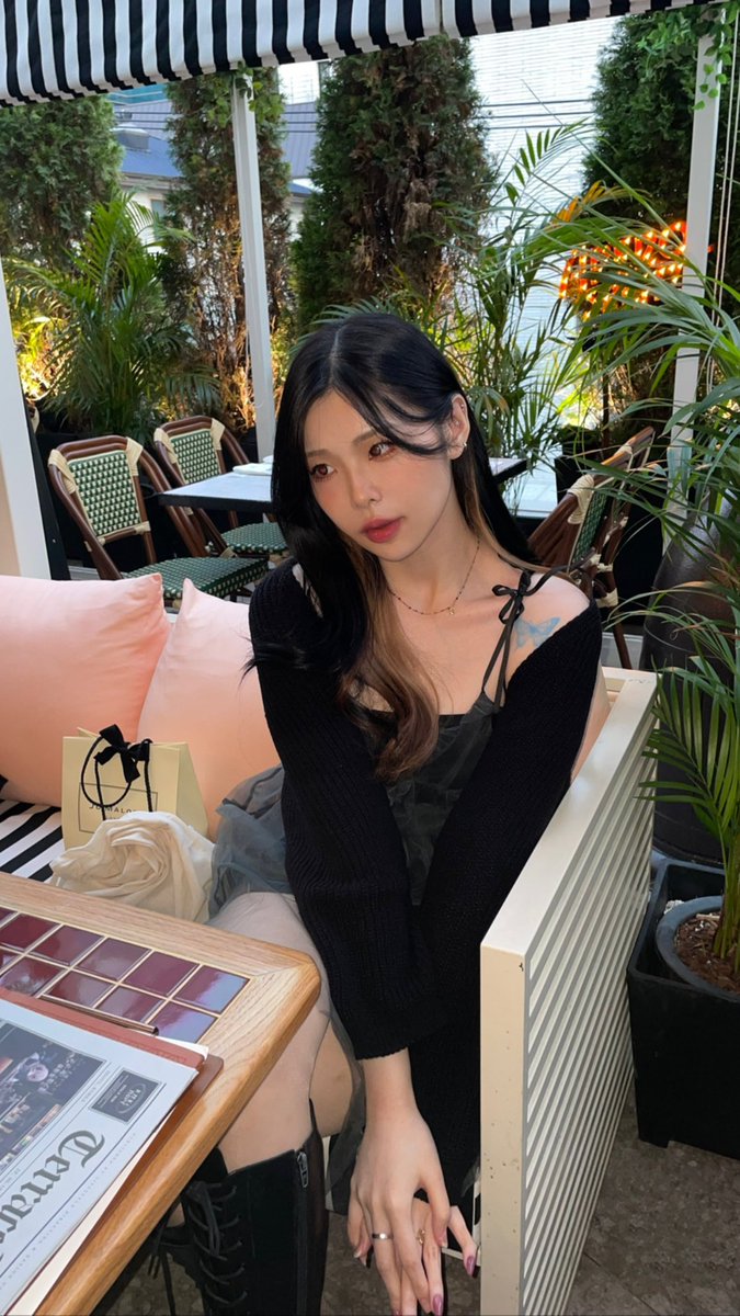 shiae⟢ tweet media
