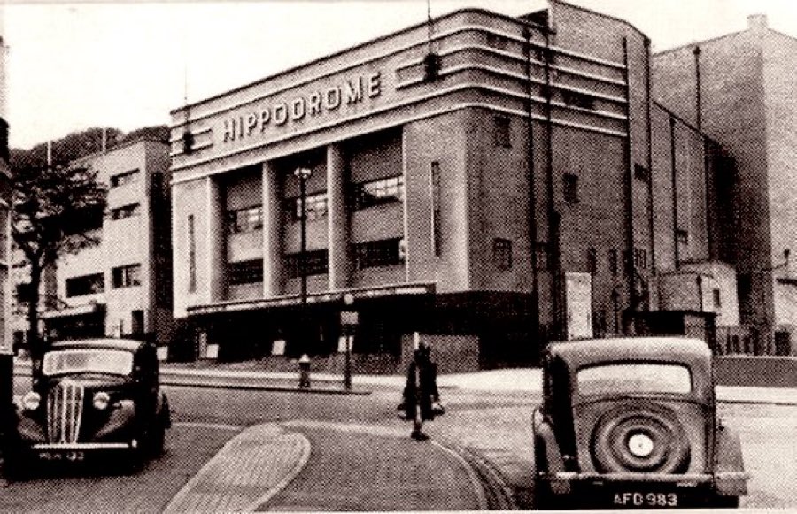 hippodrometrust's tweet photo. #HistoricTheatresDay #SaveDudleyHippodrome 🎭 #DudleyHippodrome against all odds it’s still standing in 2022! This testament to all the folk who are fighting to keep it from demolition. https://t.co/IxrA5Hp5gY