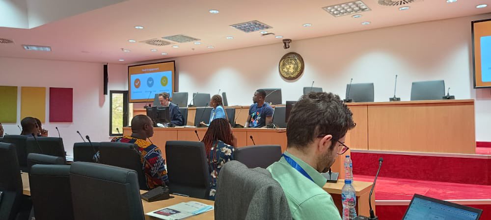 NGYouthSDGs's tweet photo. We joined the @ILOAfrica @ITU &amp; @_AfricanUnion Technical Stakeholders Workshop on Boosting Decent Jobs and Enhancing Skills for Youth in Nigeria’s Digital Economy.

Youth Champion @shadrachAkpem spoke about our work in activating youth across 🇳🇬 to harness the #DigitalEconomy. https://t.co/cNY4E57m9M