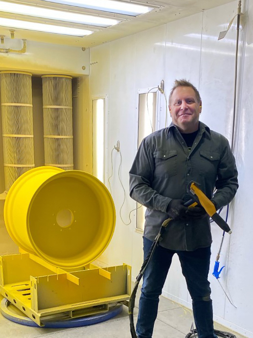 PrairieWheelMfg's tweet image. Powder Coater/ Musician / Music Teacher / Expert Mouth Made Sound Effects

What more could we ask for in a team member?

Brad is the last step in our #WheelManufacturing process, and we're grateful for his careful attention to detail.
#PrairieWheel