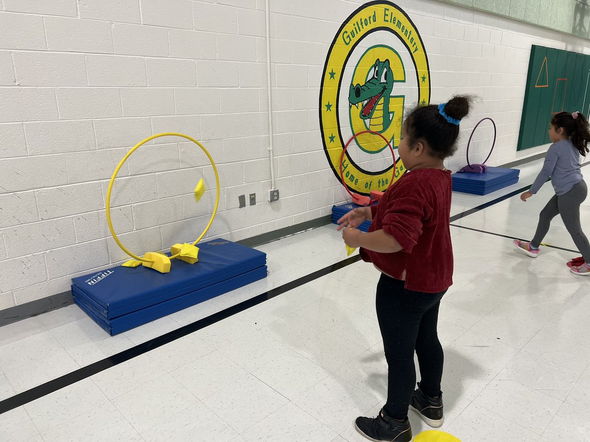 Active_Gilly's tweet photo. @C_Ventura3 first graders are loving our new throwing and catching stations! https://t.co/iZxNEAq1QA
