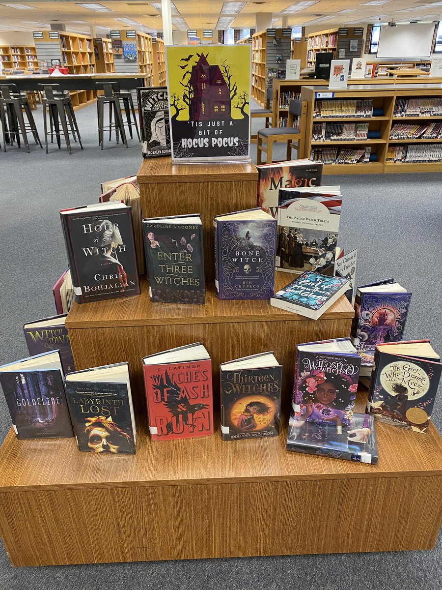 Robinson Library tweet media