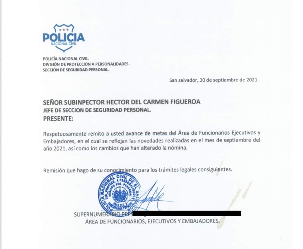 ElTrompudo2022's tweet photo. #GuacamayaLeaks

🗣📢INVESTIGACIÓN DE REVISTA FACTUM, REVELA QUE presidencia de Bukele ordenó protección policial para Herbert Saca, investigado por lavado de dinero.

Una filtración de documentos provenientes de correos electrónicos de la Policía Nacional Civil revela que la▶ https://t.co/Xmat1HTsCy