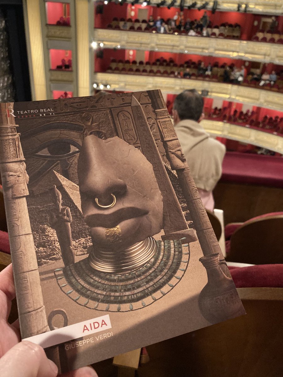 DCMVC1's tweet image. Greetings from a warm and sunny Madrid, and from the beautiful Teatro Real for my third ‘Aida’ this year!