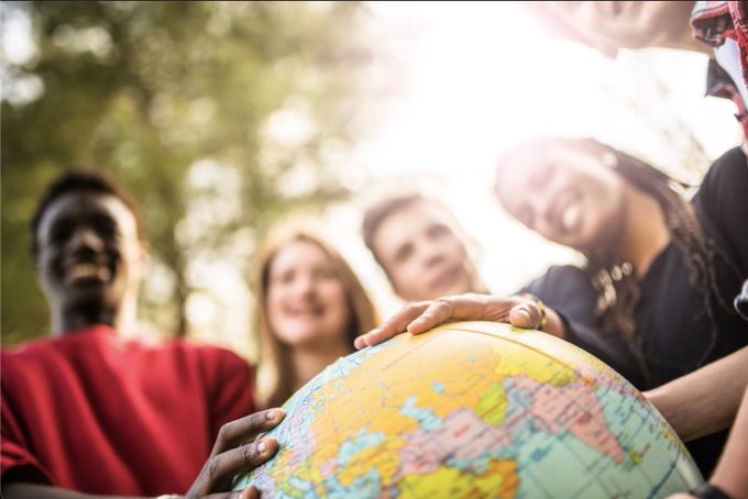 IntegrateYUK's tweet photo. Our plans are to equip young people with the resources, support system and know-how to navigate their new environment, enabling young people to access more opportunities to thrive and help minimize the challenges they face.

Visit our website : https://t.co/TsK6qwmTn7 https://t.co/YiQEXvrjNN