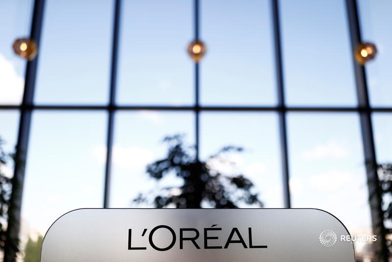 L'Oreal's hair straighteners caused woman's uterine cancer, lawsuit