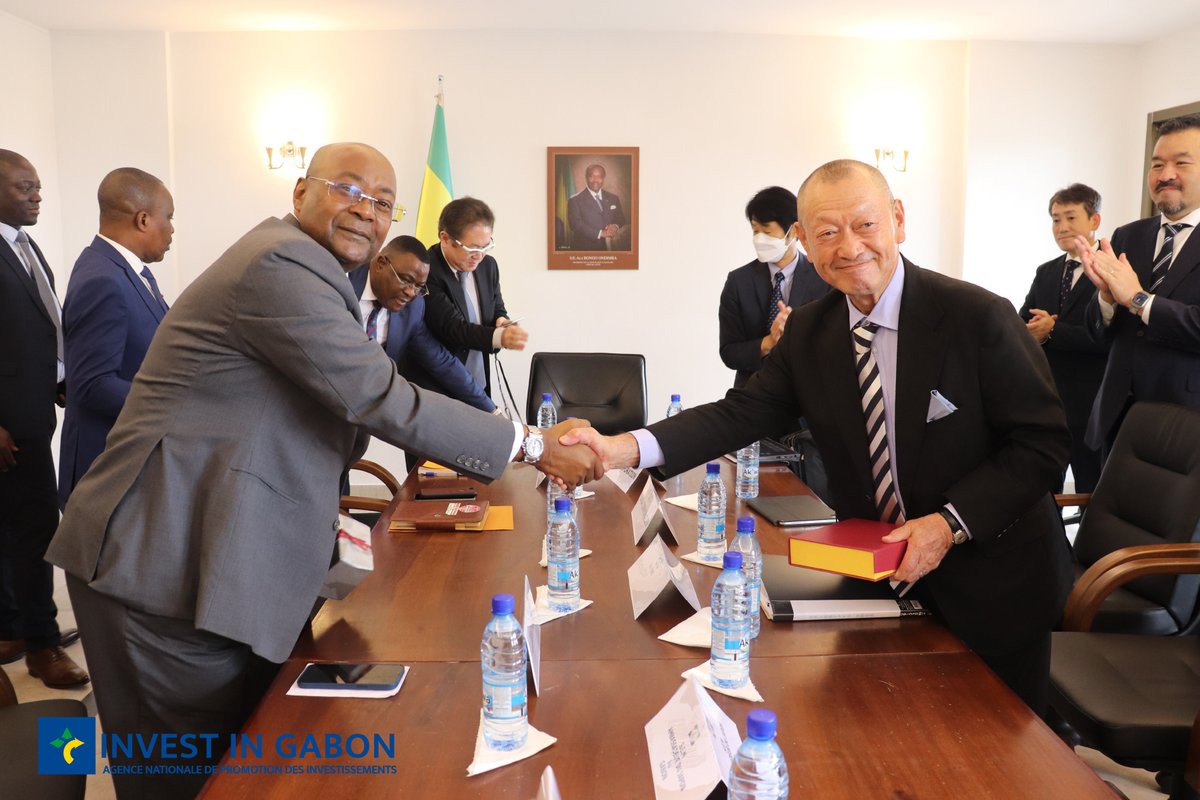 InvestinGabon's tweet photo. 📆 Du 24 au 30/10
🔴 L’ANPI-Gabon accueille la mission des investisseurs japonais #AFRECO au #Gabon 🇬🇦
➡️Etape 1 : Rencontres des investisseurs japonais avec le Ministre de la Promotion des Investissements @HuguesMadiya, et le Ministre d’Etat, Ministre de l’Industrie @pmoubelet https://t.co/4VUTVyWN9T