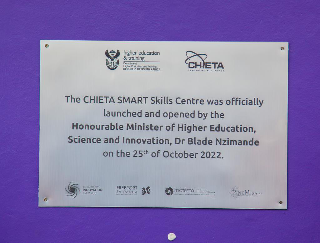 CHIETA_SETA's tweet image. CHIETA has officially launched its first Smart Skills Centre in Saldanha Bay. The centre was opened by Minister of Higher Education, Science and Technology @DrBladeNzimande #DigitalSkillsDevelopment  #CHIETASmartSkillsCentre