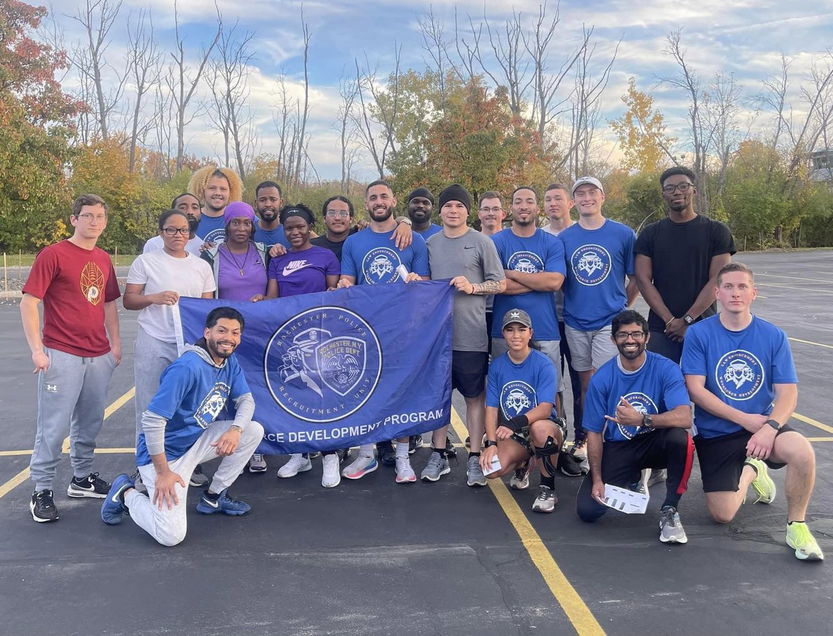 RecruitmentRpd's tweet photo. Congratulations, to this week’s challenge winners, Squad C! Great job working together and getting that W! We are si proud of all of you, keep it up!! 🥇👏🔥
#wewantitmore #SquadC #workforcedevelopment #joinrpd https://t.co/xTioYKcCmu