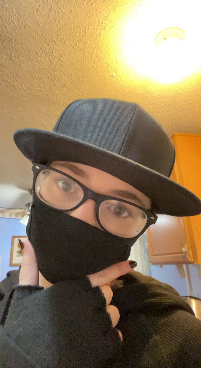 Wolfecreates's tweet photo. My Zak Bagans Outfit has been acquired @Zak_Bagans @GhostAdventures #ZakBagansHalloweenChallenge https://t.co/WOcpHSK3cW