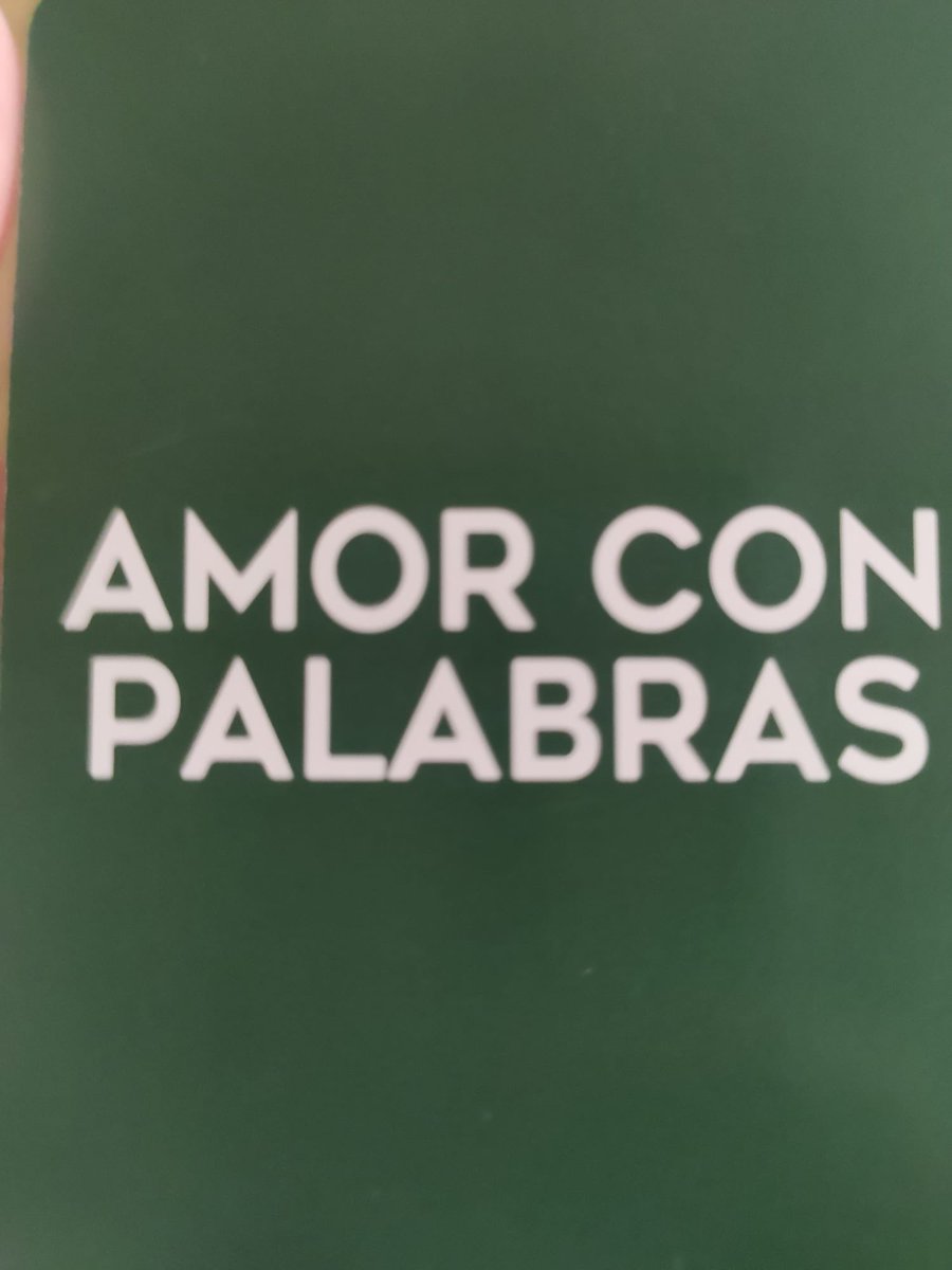 FatimaColegio's tweet photo. Educamos desde el corazón 📖❤️
Dinámica que realizaron los alumnos de 4ESO en la tutoría con el objetivo de conocerse.  Gran participación del alumnado, conscientes de que aunque lleven mucho tiempo “juntos” realmente no se conocían tanto 🔎
#Pat4Eso #Tutoria #PorqueEstoEsFatima https://t.co/CK7mvHJENO