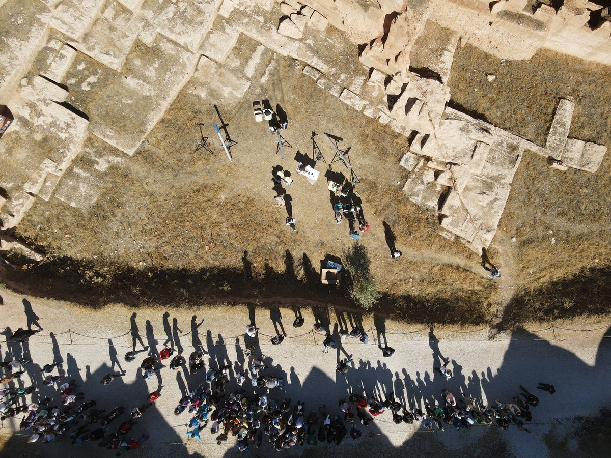 artukluilcemem's tweet photo. STEFAM ekibince düzenlenen Parçalı Güneş Tutulması Etkinliği Mardin'in Dara Antik Kentinde yapıldı.

#TarihinDerinliklerindenGökyüzüne
#GüneşDaradanDoğuyor
#MardinSTEFAM 

@Tubitak
@ProfHasanMandal
@mardinilmem 
@artukluilcemem 
@Murat69_Demir
@mehmeteminduya1 
@4005STEFAM47 https://t.co/nOrRz1C0QJ