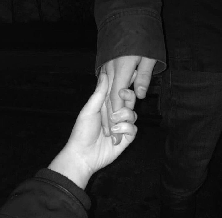adiansj's tweet photo. غريبة النِاس بس أنتَ وطن روحي .
💗 https://t.co/T32NS61PZJ