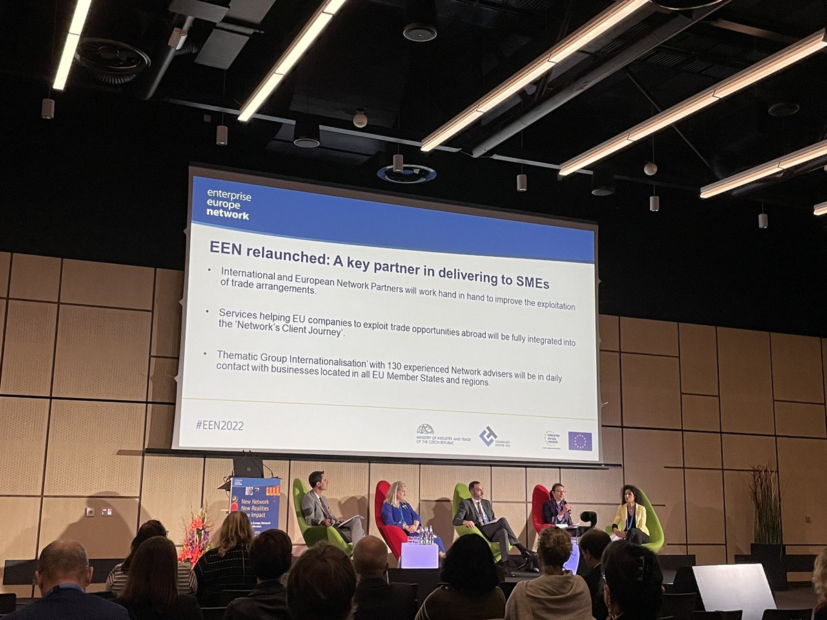 eencat's tweet photo. 📍 Today, some of our #EEN staff landed in Prague for the Annual Conference #EEN2022 of the @EEN_EU.

It was a pleasure to finally be reunited with our colleagues from the network. 🫂🇪🇺 #EENCanHelp @accio_cat @CambraBCN @cambrescat https://t.co/yPFlZwk4b7