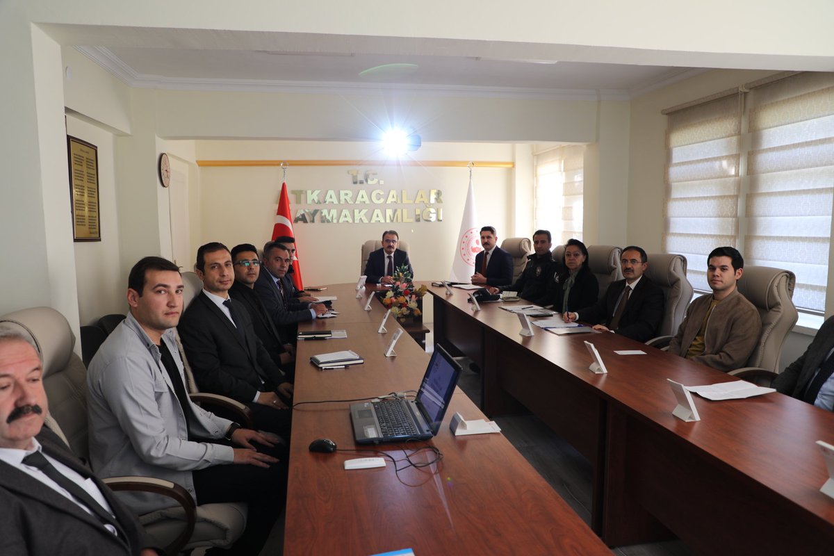 CankiriValiligi's tweet photo. Atkaracalar ilçemiz 2022 Yılı Değerlendirme ve 2023 Yılı Planlama Toplantısı Valimiz @AbdullahAyaz78 başkanlığında gerçekleştirildi. https://t.co/4kPCL6hoer