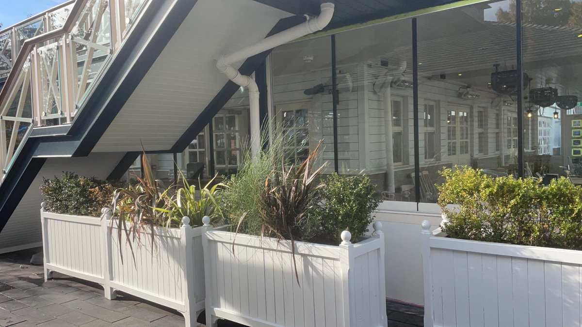 Work at ⁦@TheClubHouseUK⁩ almost complete! 

.
Thanks very much to all the painting team!!!!!!

#liverpoolpaintingcompany #liverpoolpainters #liverpoolone #theclubhouse #liverpoolpainteranddecorators #merseysidepainters #merseysidepainteranddecorator #duluxtrade