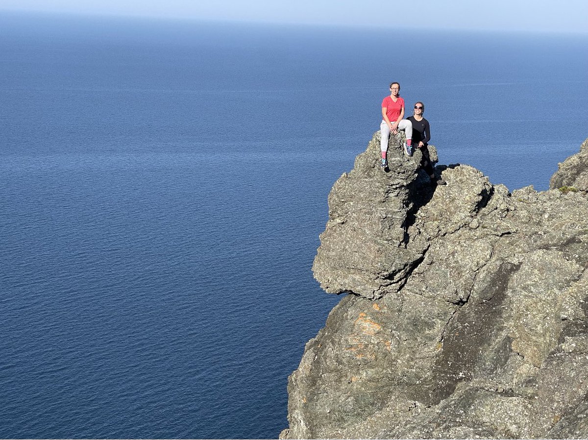 trevorhinks's tweet photo. Little Port Head hike ! Amazing fall weather! https://t.co/mBCnLP7tpa