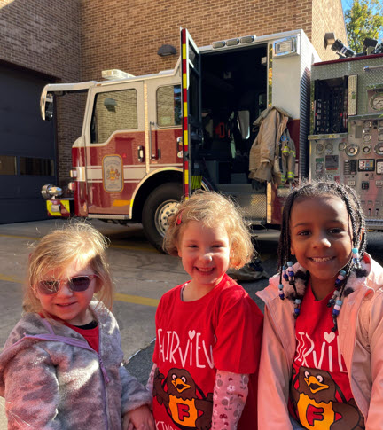 fairviewesfcps's tweet photo. Kindergarten students in Mrs. Millard’s class took a field trip to the fire station. They learned about fire safety and saw inside of the fire truck. @sngoldstein @TeachMeMrsE @kara_simmons76 @MGatesclass https://t.co/kKqv0ajp6s