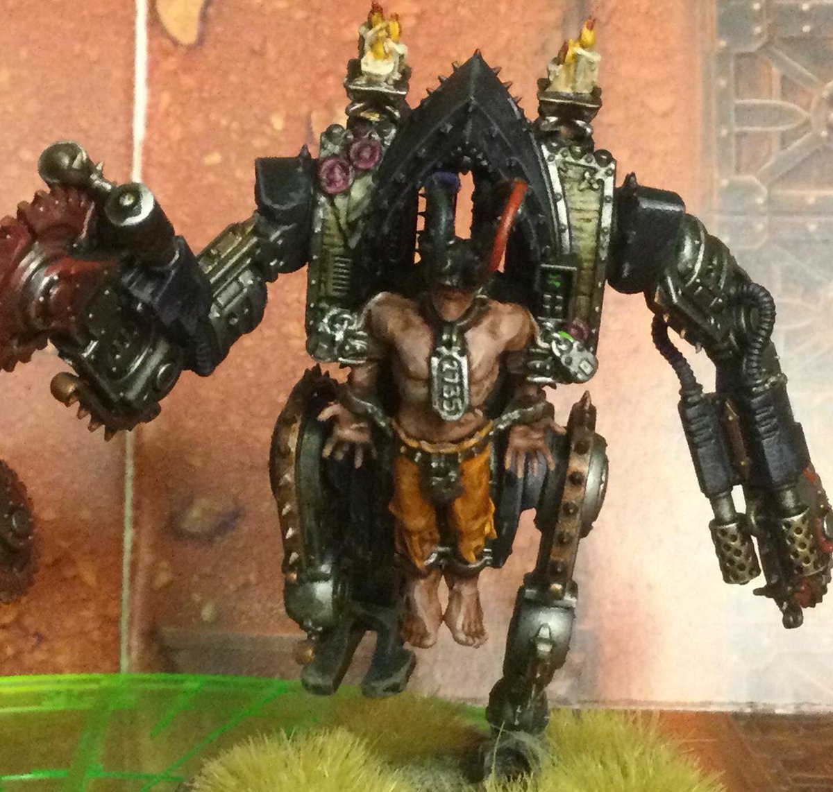 tiffanyszoneuk's tweet photo. Penitent Engines are done.  Might grab myself some Mortifyers next. 
#warhammercommunity #warhammer40k #penitentengine #adeptasororitas #sistersofbattle #orderofourmartyredlady #PaintingWarhammer @warhammerofficial #wargaming https://t.co/yPOvb4cNOa