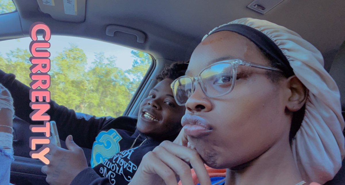 royaljayy2020's tweet photo. So y’all let me tell y’all what just happened 🤦🏾‍♀️so I posted this pic of me and my boo on snap tell me why some girl slides up and say is that my baby daddy I said what 🤣she said I ain’t mean to send that how tf u just typed that 🤣people lie for no reason and no this not yo baby https://t.co/N2MpOMqJY6