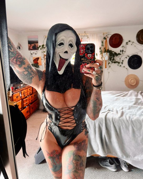 Wassaaaaaaap 😜 https://t.co/aMolB4UTYg