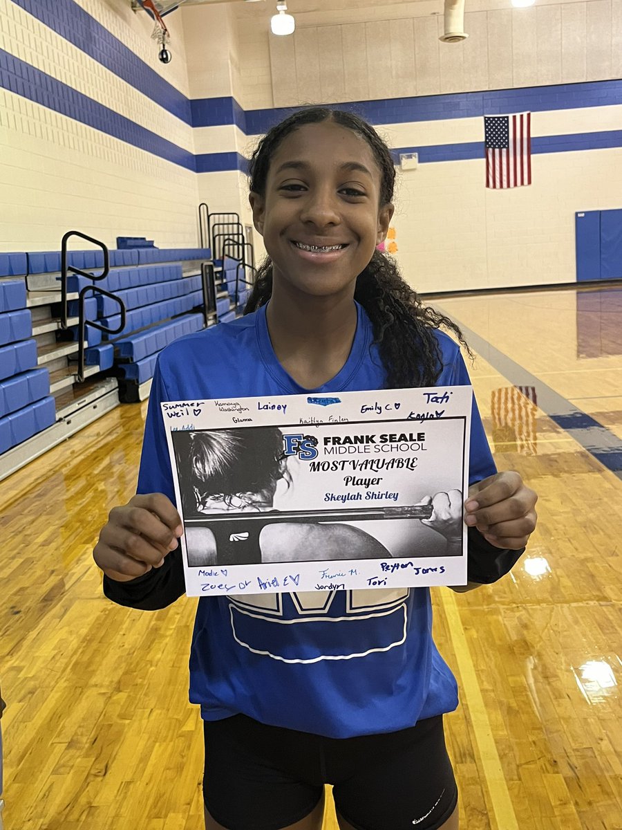 Sandy Fish Mendoza tweet media