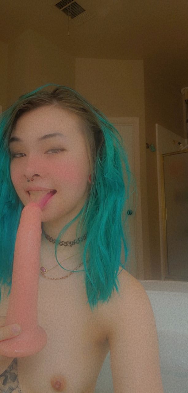 Bi Teen Blowjobs - Celeste Taylor (@starsandstuffz) / Twitter