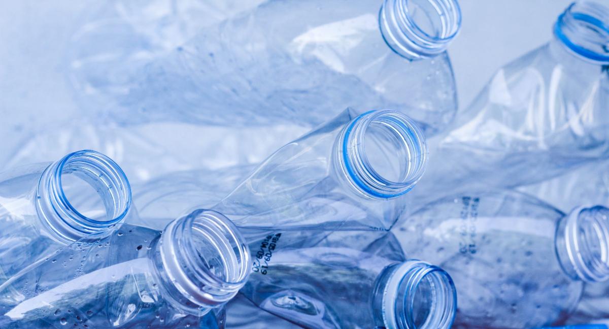 UnityUnitarian's tweet image. The Immortal Plastic Bottle at Wellspring Wednesday this week! And a look at the November series: Four Practices on the Double Helix
conta.cc/3zgLSK6