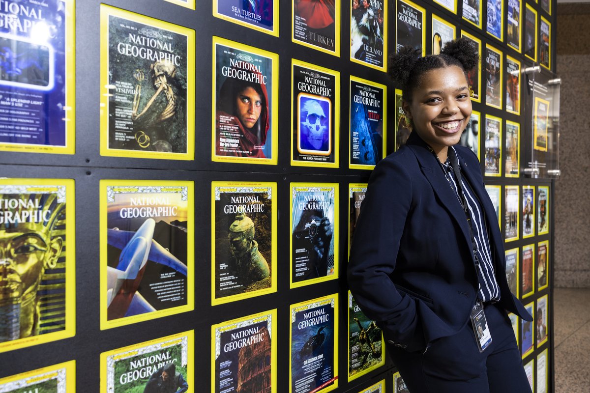 Sonja Phillips-Thomas, a senior <a href="/FilmGMU/">Film at Mason</a>  and <a href="/MusicAtMason/">The Dewberry School of Music</a> major within @CVPAatMason, uses her love for both to tell stories. 

Read about her ➡️ gmu.edu/news/2022-10/s…

📸: Ron Aira/Creative Services