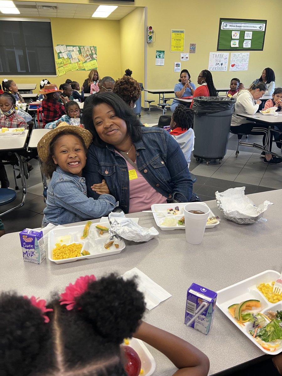 LajuandaThomas's tweet photo. First Grade Parent Visitation Day! #MPSAL #Wilsonrangers123 https://t.co/tq0kqLZAW8