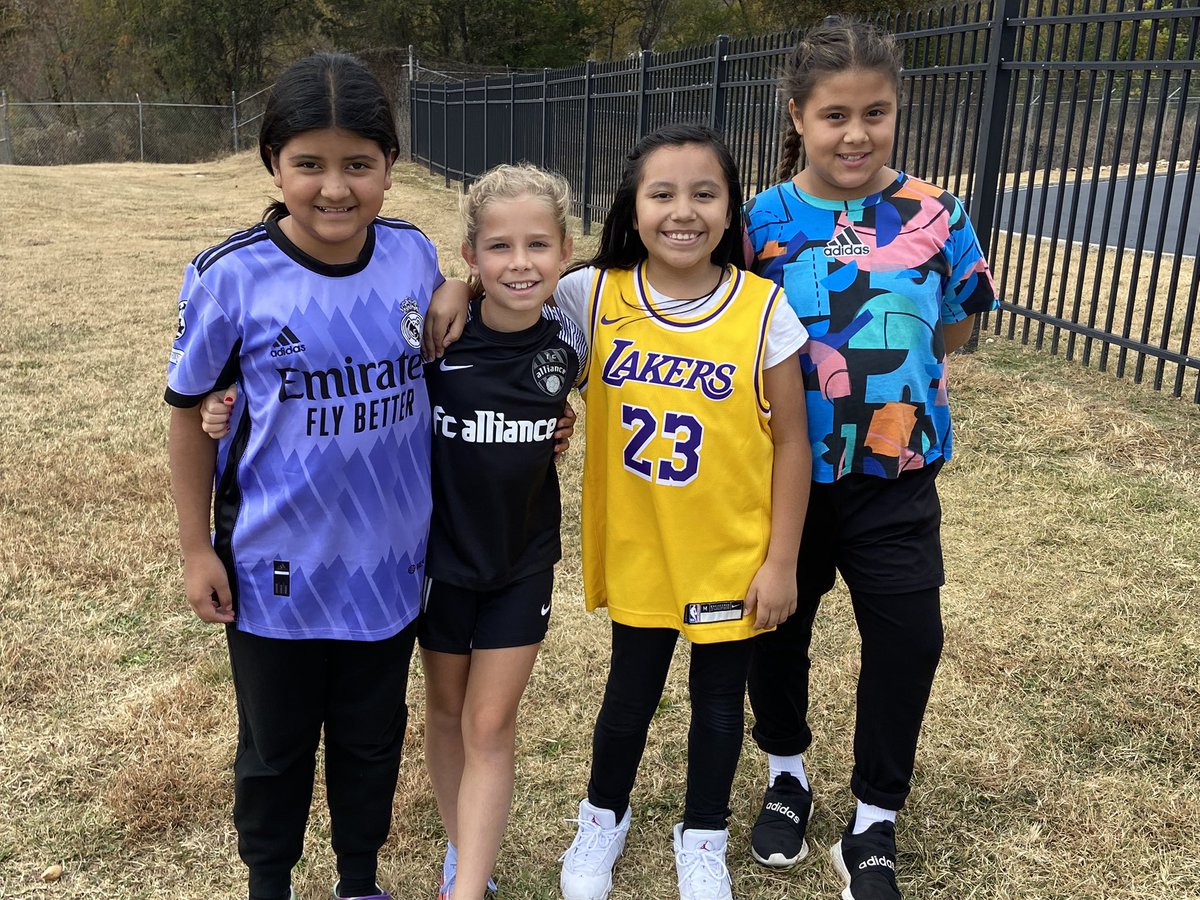 Sarah Jackson tweet media