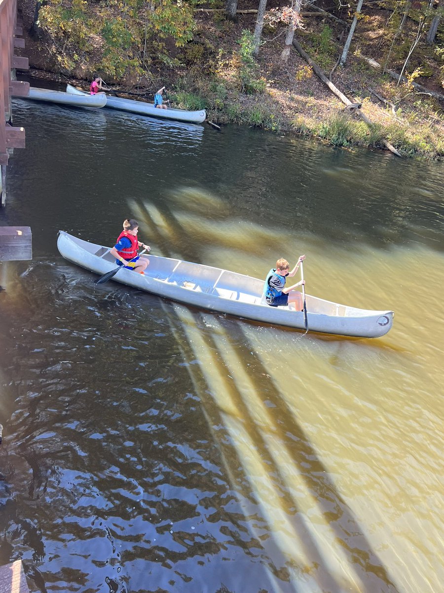 Canoeing at Rock Eagle <a href="/SweetAppleES/">Sweet Apple Elem</a>
