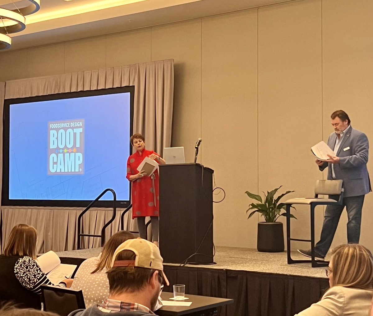 FS_Bootcamp's tweet photo. How do you begin the Visioning and Concept Development process? Karen and Russ are guiding participants through an exercise to demonstrated how it’s done! https://t.co/dG28LsCZfs
