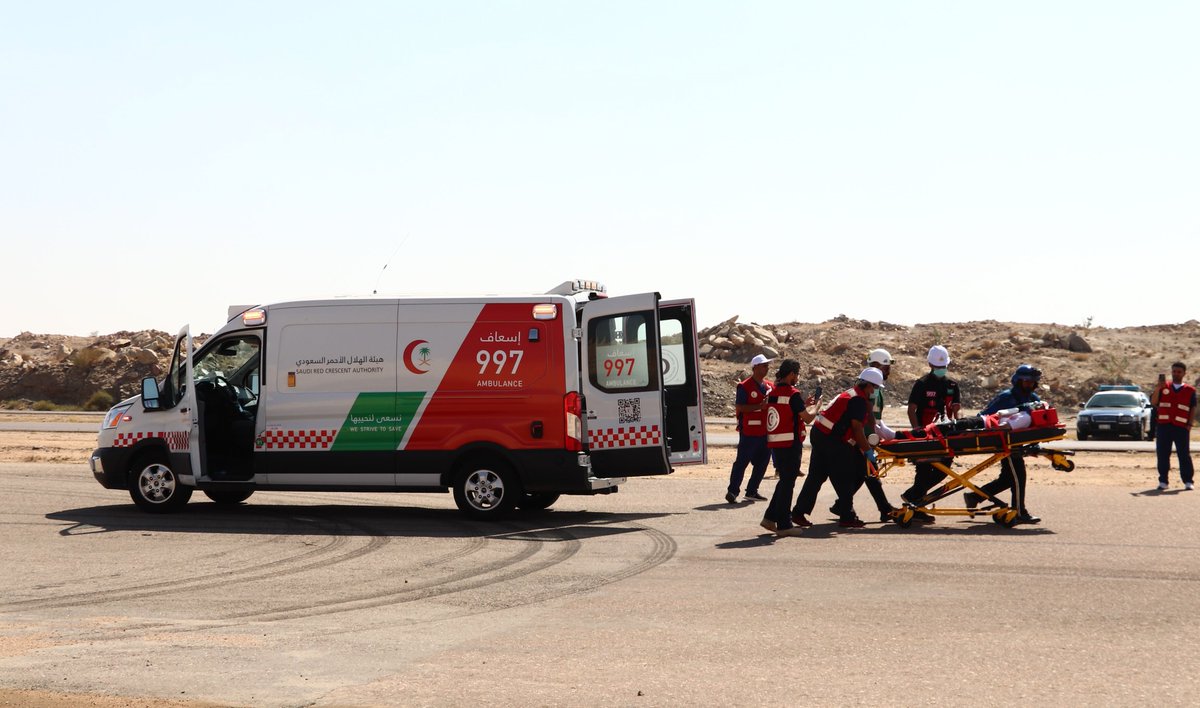 #صور
نجحت هيئة الهلال الأحمر في تنفيذ فرضية (حادث باص) والتي أقيمت صباح اليوم في #محافظة_الطائف بالشراكة مع عدد من الجهات الحكومية ذات العلاقة.