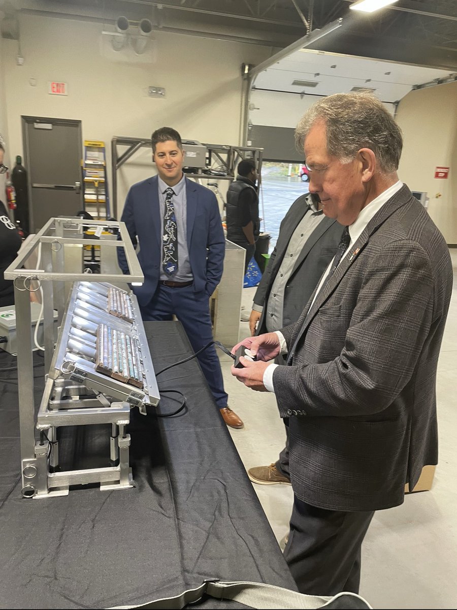 Its always great when folks get excited over our mini CoreLift table!! Thank you <a href="/GeorgePirieMPP/">George Pirie</a>  for the demonstration at Cambrian College!!!
#Mining #exploration 
linkedin.com/posts/corelift…