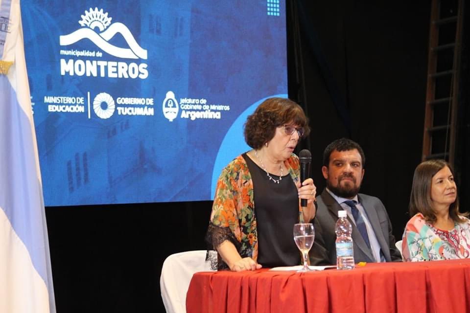 APERTURA DEL “VII CONGRESO
MUNICIPAL DE EDUCACIÓN “
Acompañe al Sr Intendente Municipal Francisco Serra , al Sec de Gobierno , Directora de Educación, Sub Sec del Ministerio de educación al inicio del Congreso . 
Felicitaciones por  la organización de esta nueva edición !!