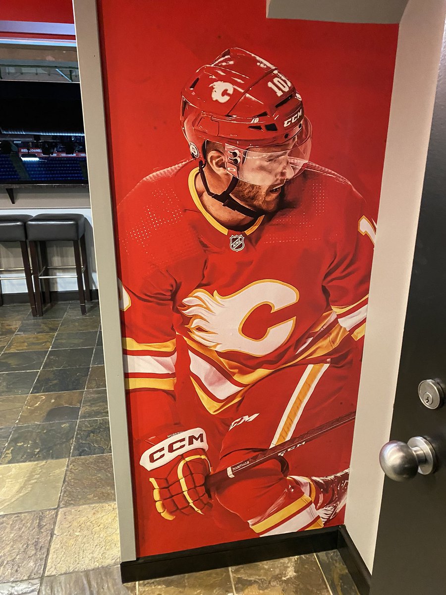 walsha's tweet photo. Jonathan Huberdeau’s Suite at Scotiabank Saddledome, #HubysHangout for underprivileged and disadvantaged kids to attend @NHLFlames home games. @JonnyHuby11 #GivingBack  #Community https://t.co/TJvKi0uzLf