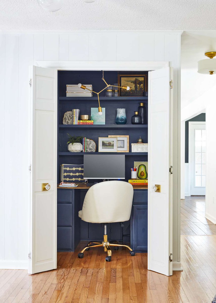 BrokerStacy's tweet photo. Useful in smaller homes and apartments,  cloffices provide a creative way to #maximize available space. #hometips  https://t.co/aRpaeoz226 https://t.co/PgAduVkjDq