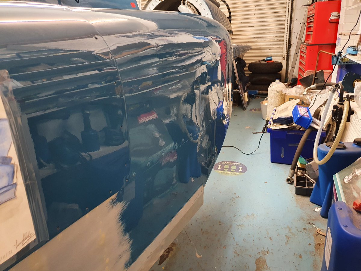 bluebirdk7's tweet photo. All finished for tonight. The last drop of Perfection-Pro went on Lefty-Sponson.
Even in the worst conditions a blind person could produce a showroom finish using only an old toilet brush.
#BatonOfHopeUK
#PerfectionPro
#Internationalyachtpaint
#Professional
#Transformation https://t.co/RulnaiiK9i