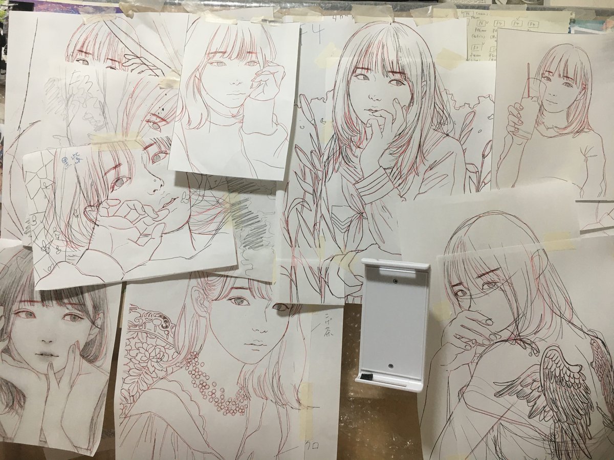 転写後の下絵たち
展示会前はどんどん溜まる 