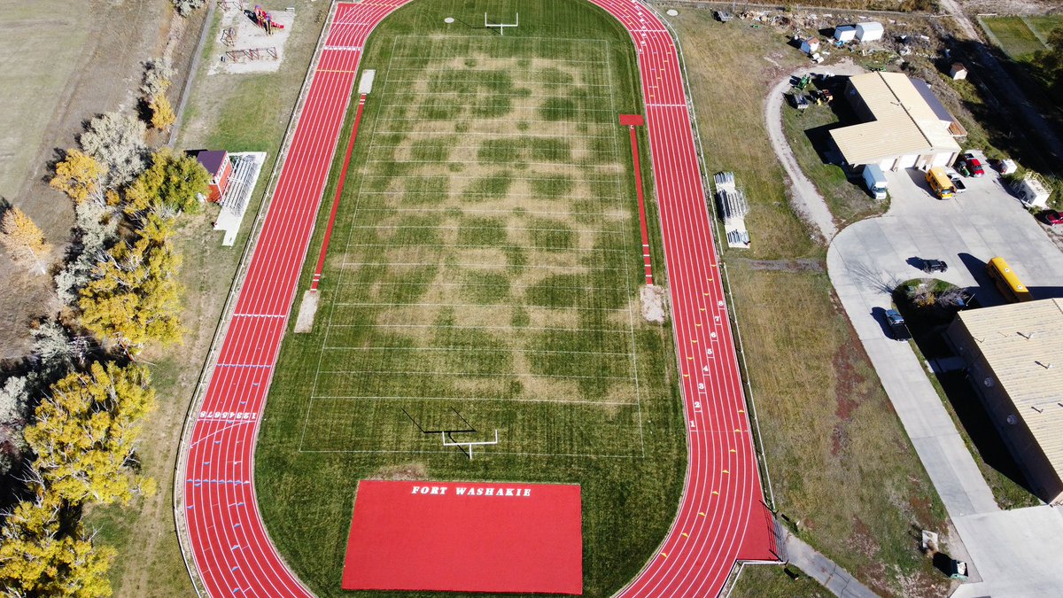 CoachPFieldTurf's tweet photo. #TrackTuesday come from Ft. Washakie, WY. Great job by our @Tarkett_Renner guys finishing up this @BeynonSports BSS 200 over pour just in time. The Eagles will have a brand new track this upcoming season. Thanks for trusting us with your facility! #ThinkRenner #IndustryLeader https://t.co/c3j0FLbkIj