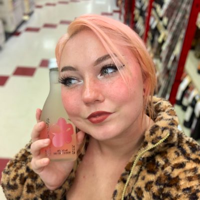 #NewProfilePic https://t.co/eKF3JQZxm4<a href="/tag/newprofilepic"class="tags">#NewProfilePic</a>