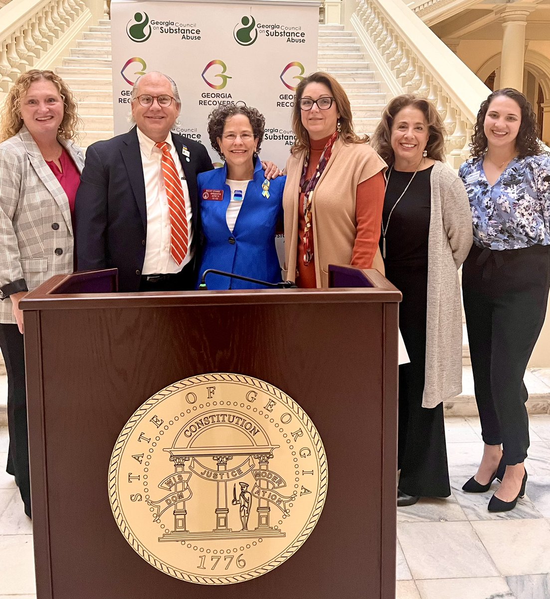 jeffbreedlove1's tweet photo. Honored to represent GCSA at the Georgia Mental Health Policy Partnership press conference on importance of EVERY elected official having a public policy position on mental health and Substance Use Disorder
#garecovers #vote4recovery #vote4mentalhealth #together4mh #gapol https://t.co/aCvW0o3dMT