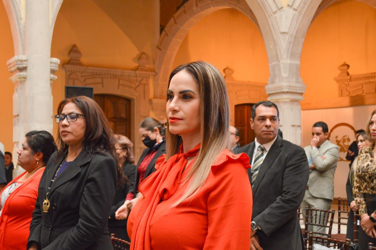TElectoral_Dgo's tweet photo. #EnLaAgenda | La Magistrada Presidenta del #TEED, @by_maldonado, asistió a la Presentación formal de la Política Estatal Anticorrupción de #Durango, coordinado por el @SLADurango.
#PEADurango https://t.co/hSLZwY5pvc