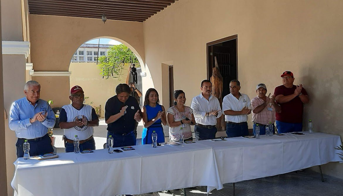 sepasyucatan's tweet photo. a los representantes de las organizaciones #CONMECOOP, #TooBigToIgnore y #COBI, así como también reiteramos nuestro apoyo a las actividades que fomenten la mejora de los diferentes aspectos del sector pesquero. (3/3) https://t.co/LufdBid7mL