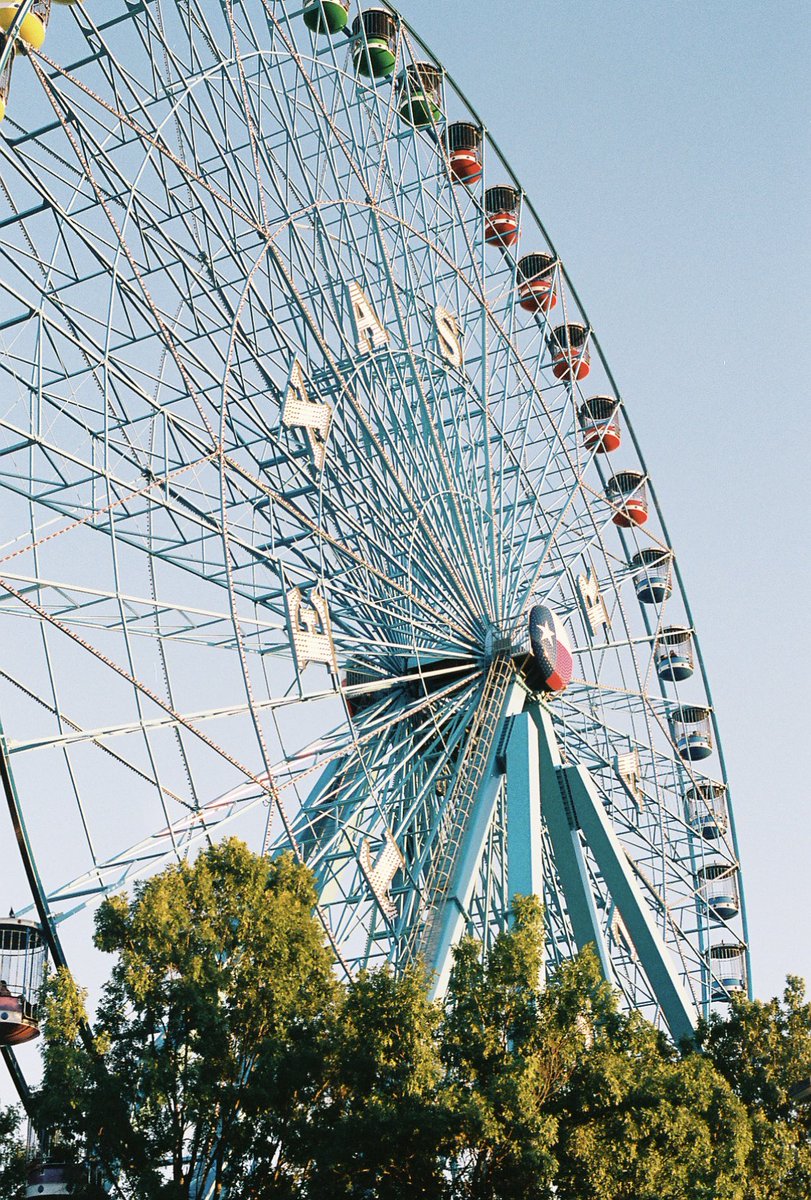 JimmerFilm's tweet photo. State Fair files🎞️ #35mm https://t.co/NODGOdefRL