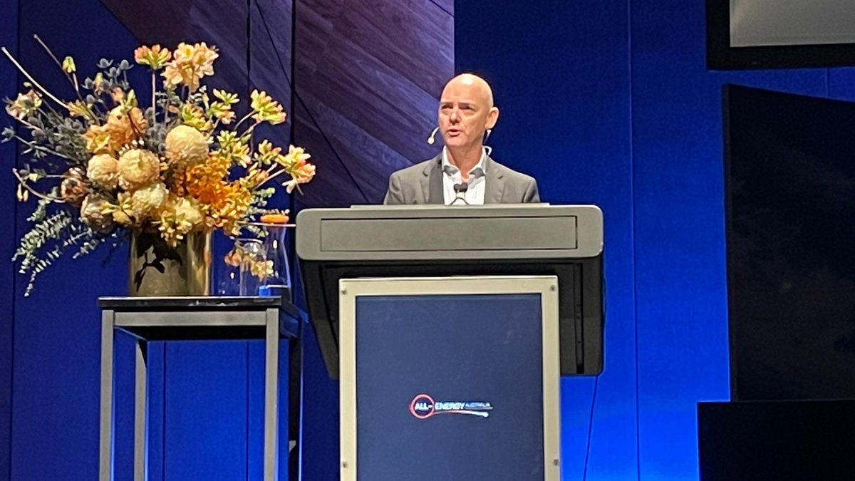 arenagovau's tweet photo. ARENA CEO @darrenhmiller delivering the keynote speech at @AllEnergyAU today - Ultra Low Cost Solar's crucial role in getting us to #NetZero #AllEnergyAU https://t.co/JSqSpJOQwQ